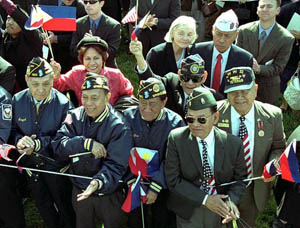 Photo of Filipino-American World War II veterans at the White House
